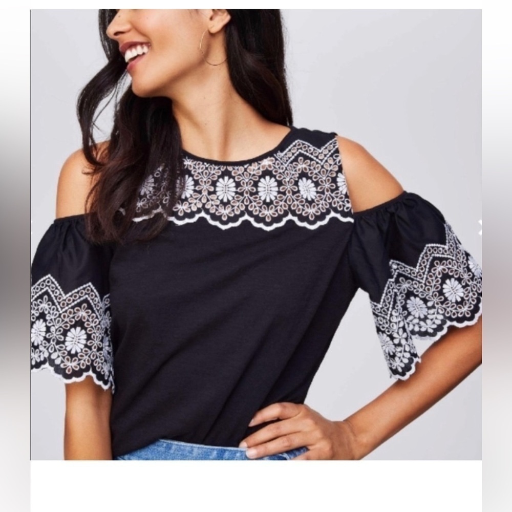 LOFT Cold Shoulder Sleeve Top XS